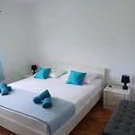 Maja Apartament Veli Iž