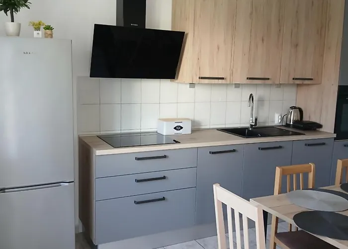 Maja Apartament *