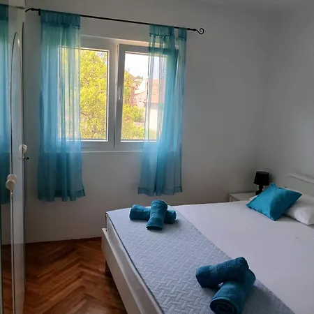 Maja Apartmán Veli Iž